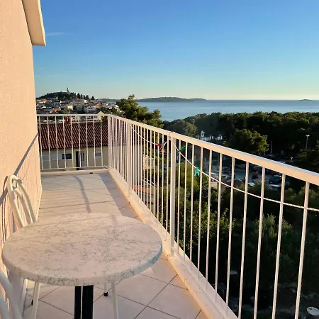 Apartment Maxim Primošten Exteriör bild