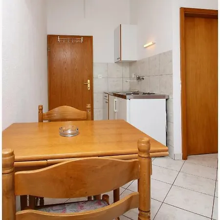 Apartment Maxim Primošten Exteriör bild
