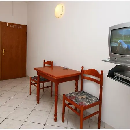 Apartment Maxim Primošten Exteriör bild