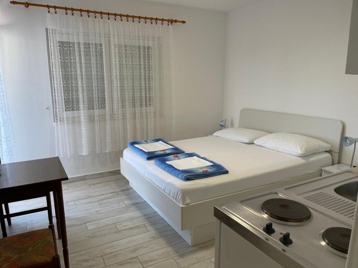 Apartment Maxim Primosten