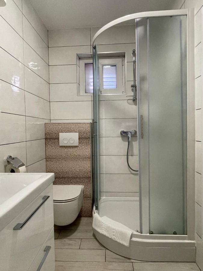 Maxim Apartment *
